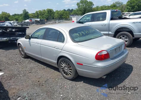 2006 Jaguar S-Type 4.2L V8 z USA, uszkodzony, nr VIN SAJWA01B66HN54243